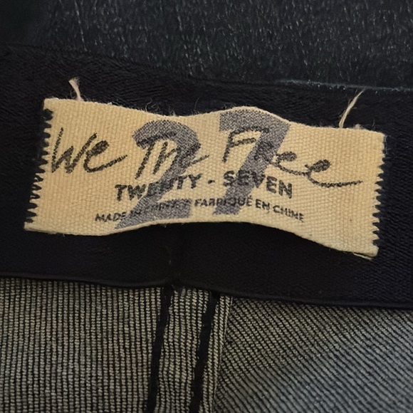 We The Free Dark Blue Flare Jeans Penny FP People Festival Sz 27 Concert Hippie - Picture 8 of 8